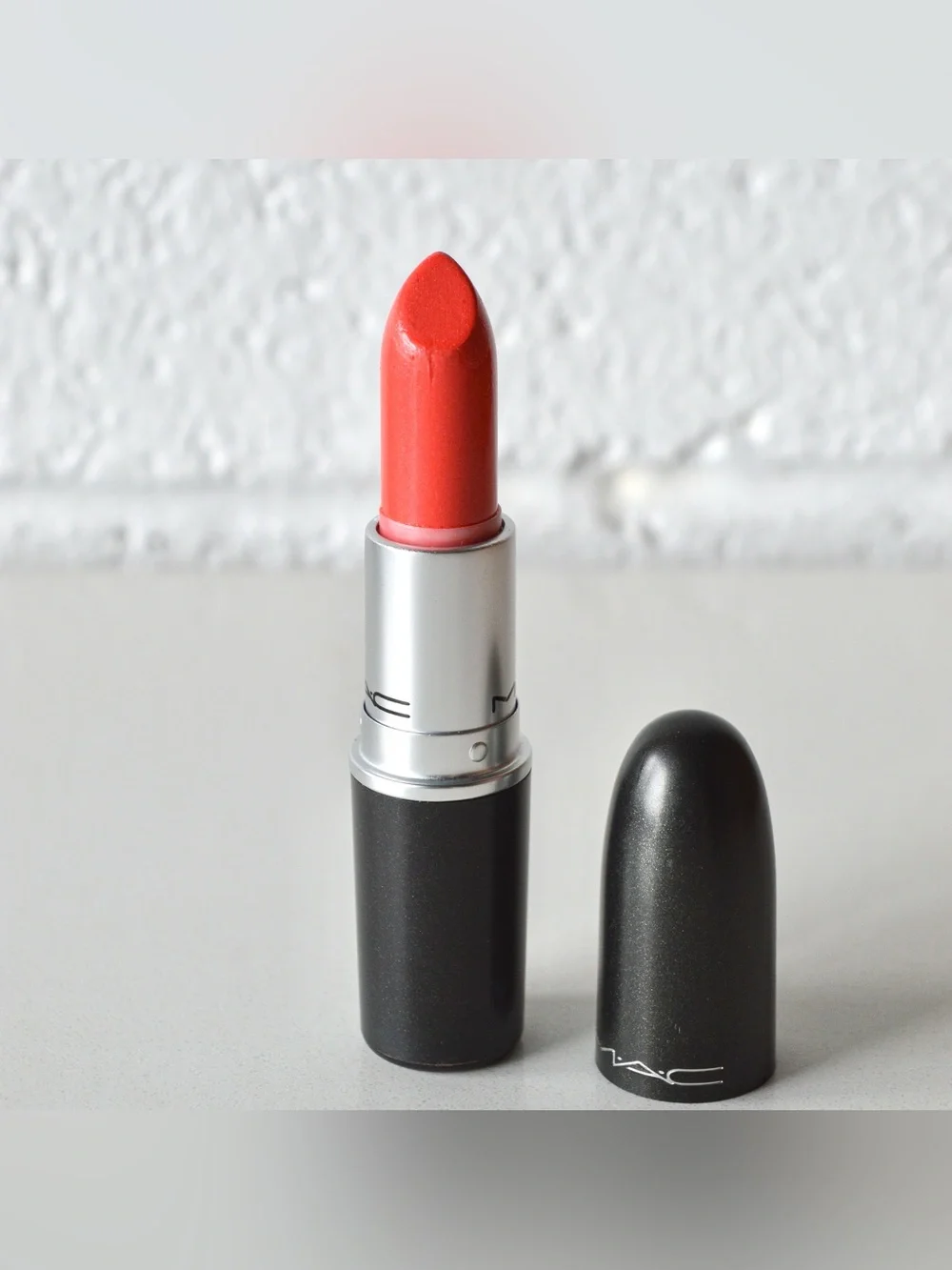 MAC Cosmetics Lipstick *PRETTY BOY* Rich Medium Coral Juice Summer Lips Like New